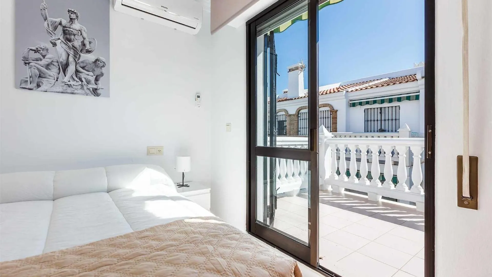 Villa A&N Pueblo Bahia, Algarrobo Costa 0*,  España